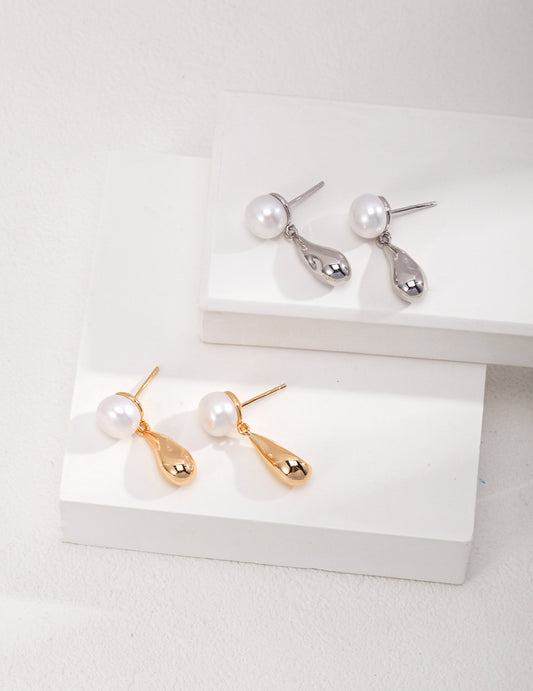 Teardrop Pearl Earrings