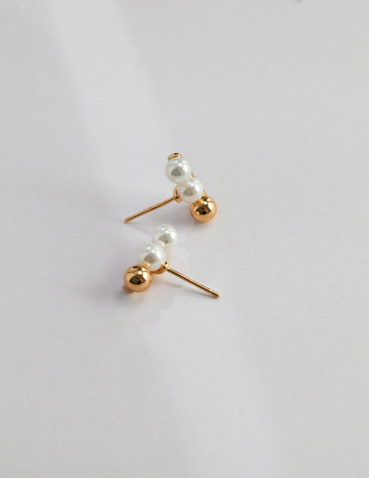 Shell Pearl Trio Studs